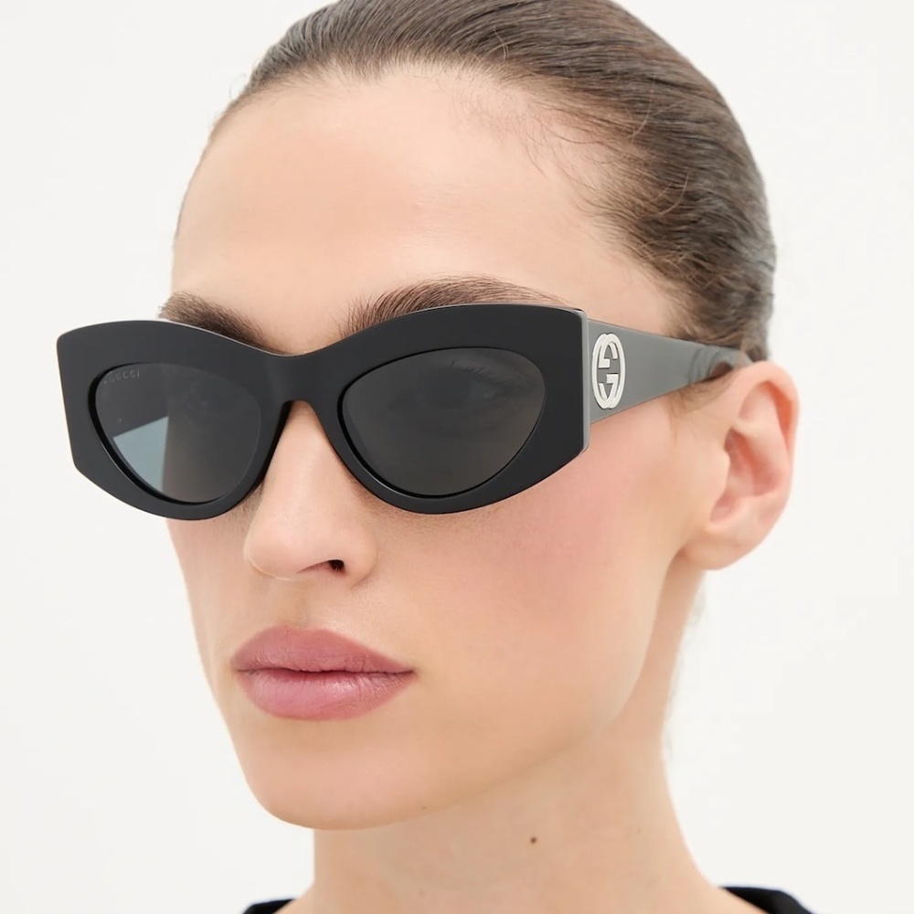 NWT Gucci GG1843S-001 Black 53mm Sunglasses